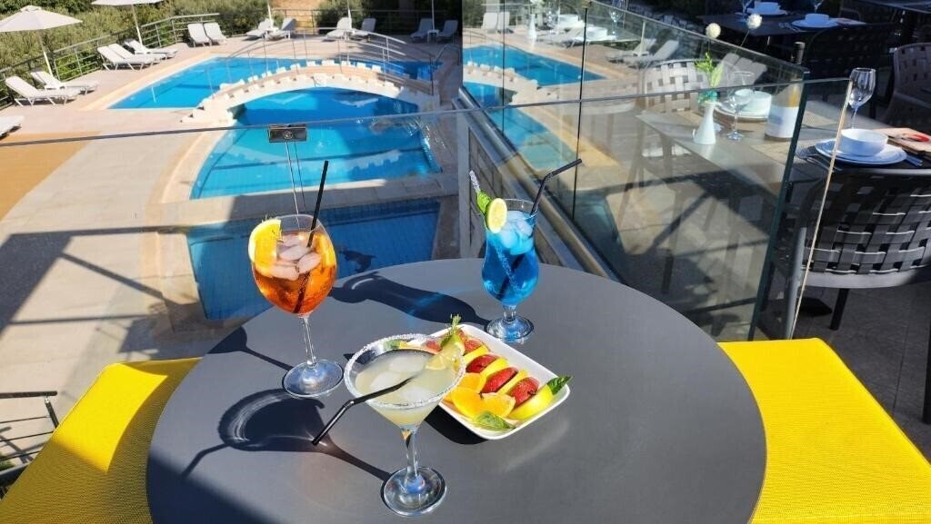 Вид Oasis Skaleta 2*