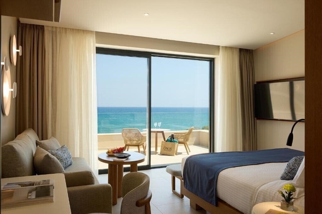 Панорама Oros Luxury Beach Resort 5*