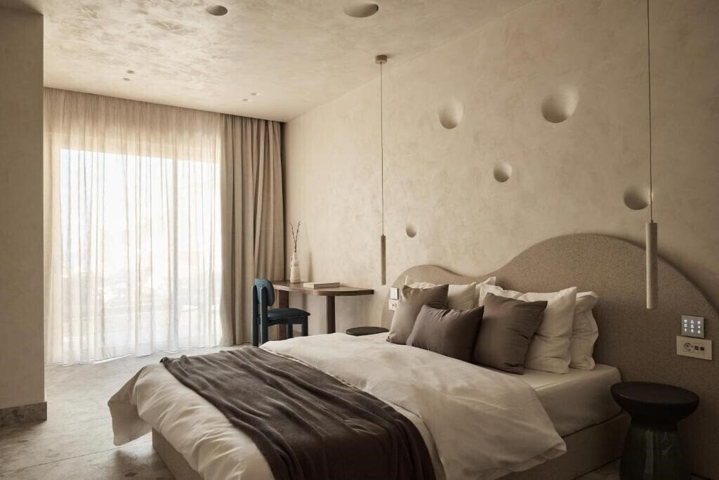 Отель Uzenie All Suites Boutique Resort 5*