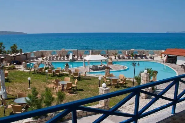 Территория Lassion Beach Hotel 3*