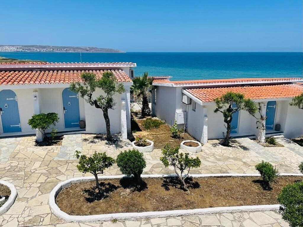 Отель Lassion Beach Hotel 3*