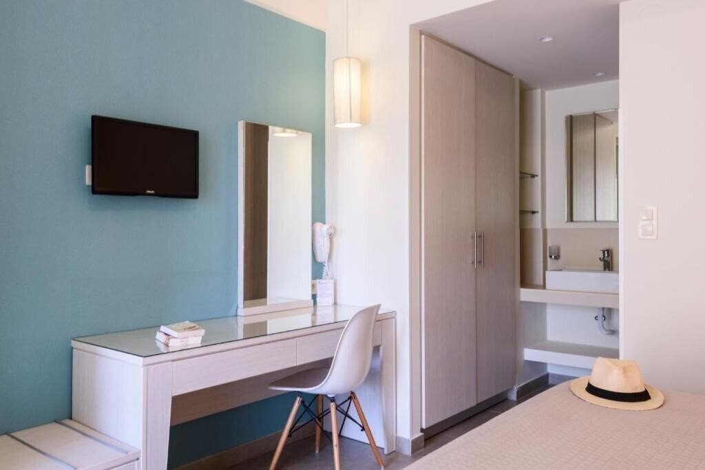 Фотографія Poseidon Studios & Apartments 3*