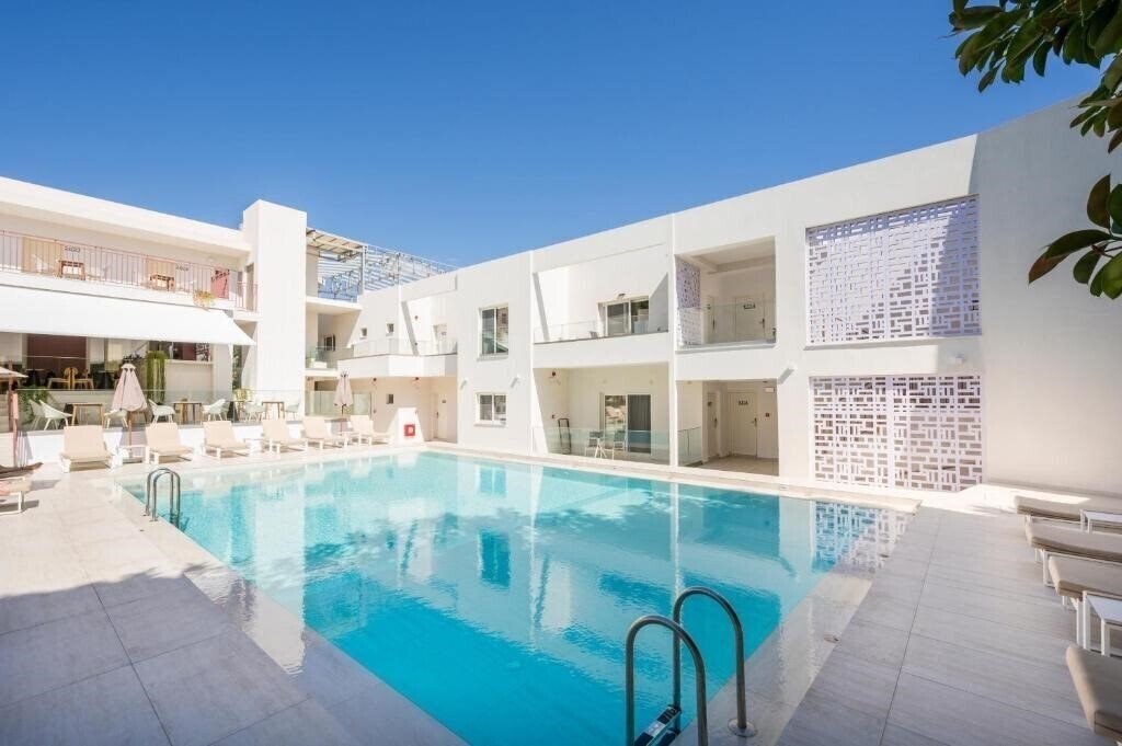 Фотографія Tarra Seaside Hotel (ex. Tarra Hotel, Tarra Apartments) 3*