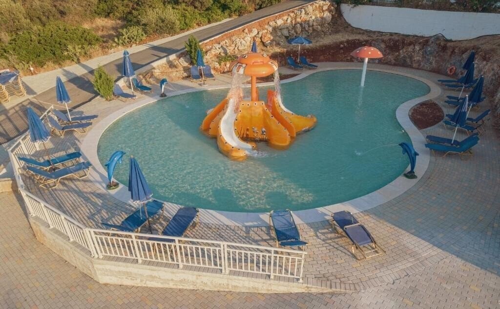 Апартаменты Sunshine Village (ex. Best Western Hotel Sunshine Village) 4*