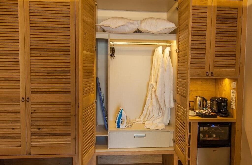 Территория Elmi Suites 4*