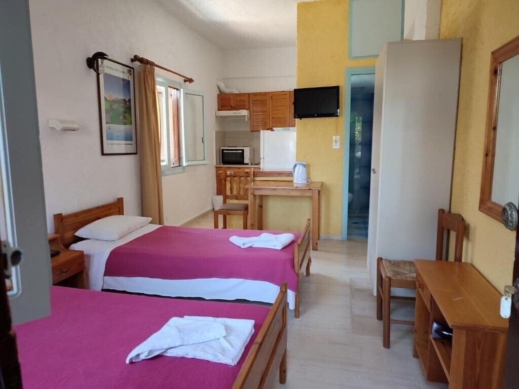 Апартаменты Fotula Apartments апартаменты