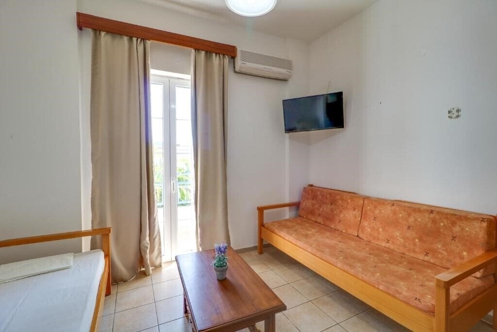 Вид Marirena 3*