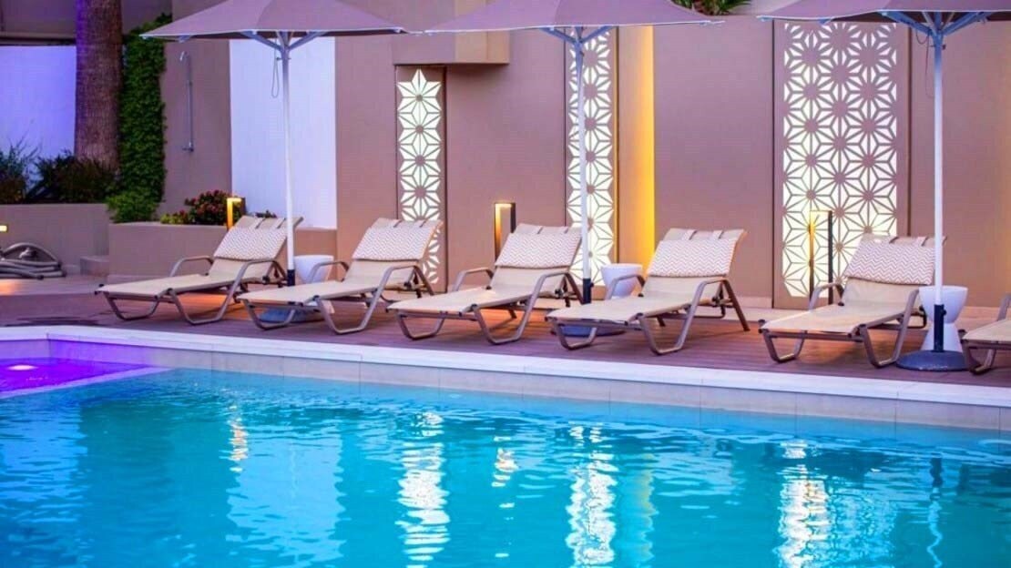 Панорама Sunset Boutique Hotel & SPA 4*