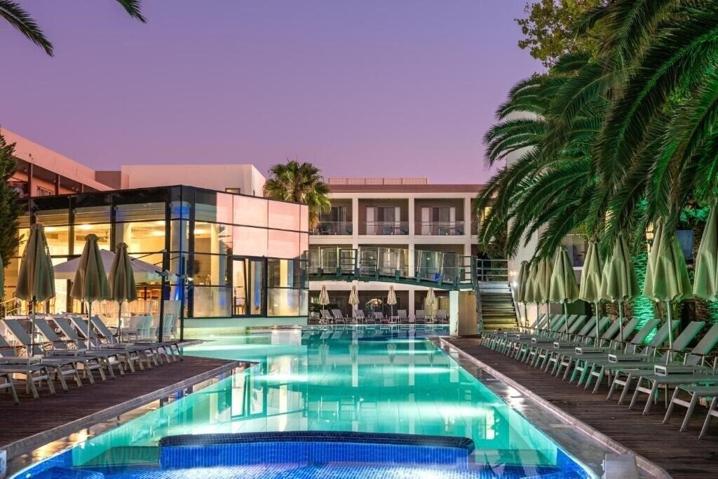 Отель Minos Mare Royal 5*