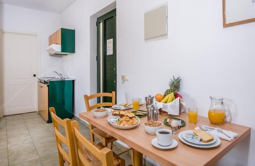 Территория Kambos Village 4*