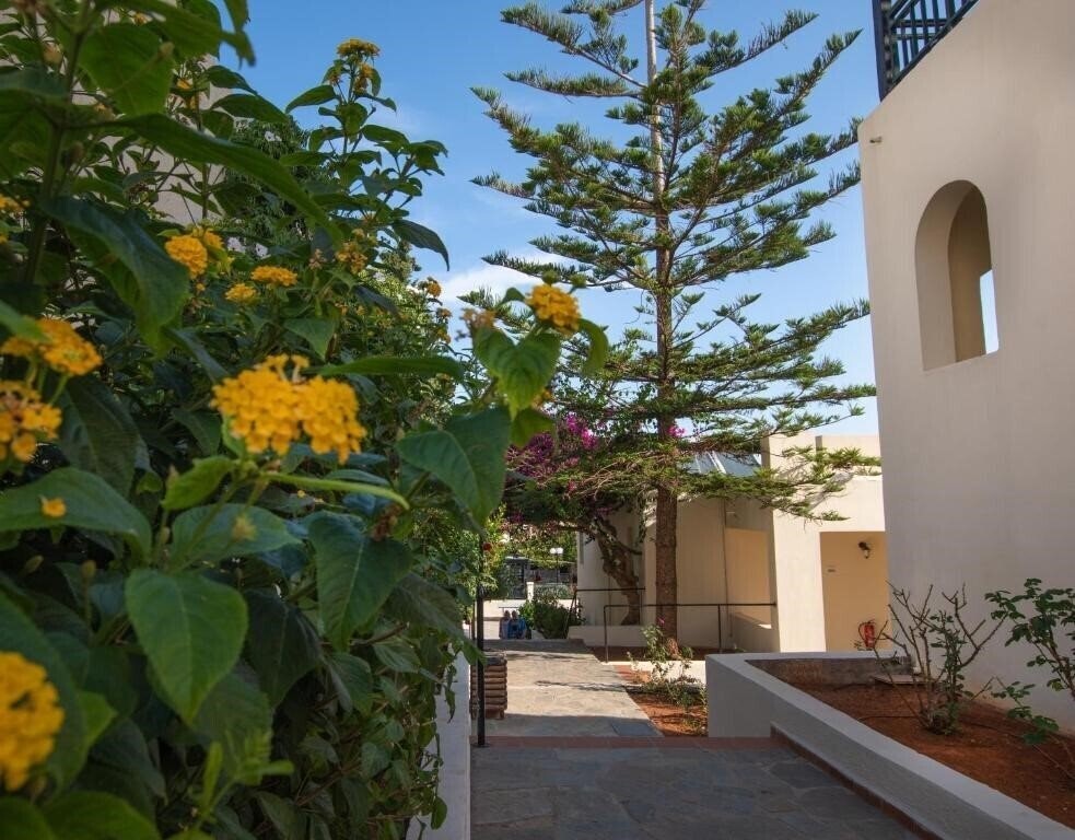 Апартаменти Anastasia Hotel 3*