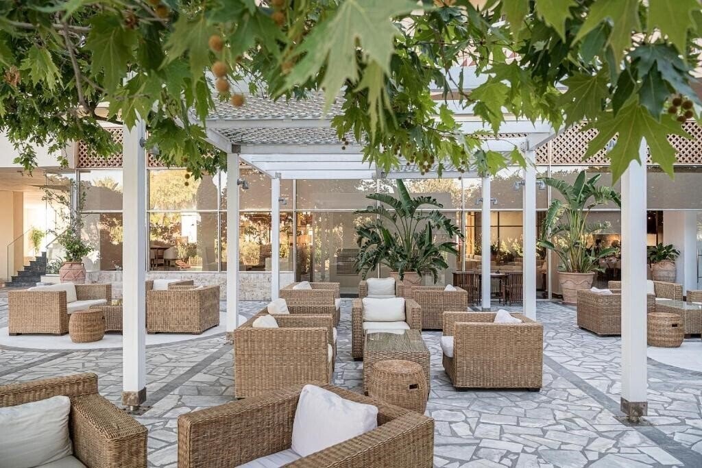 Территория Leptos Panorama Hotel 5*