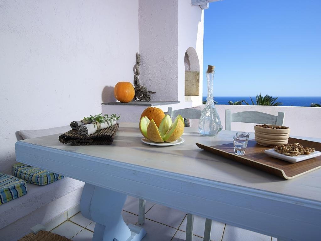 Территория Aroma Creta Hotel Apartments & SPA 3*