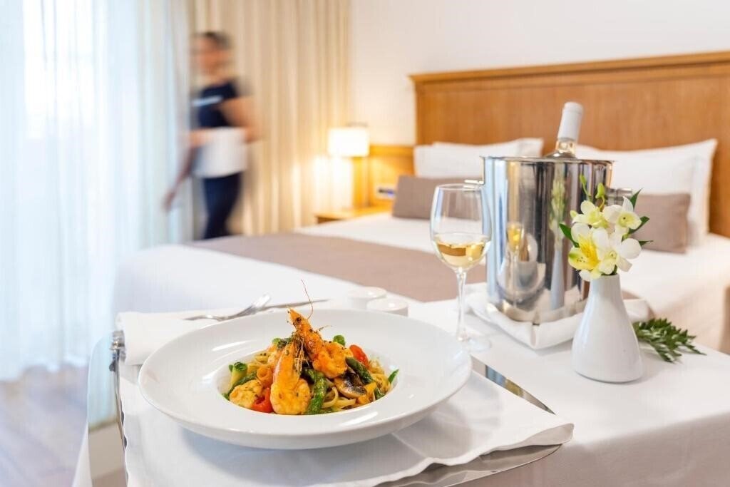 Панорама Kydon Hotel 4*