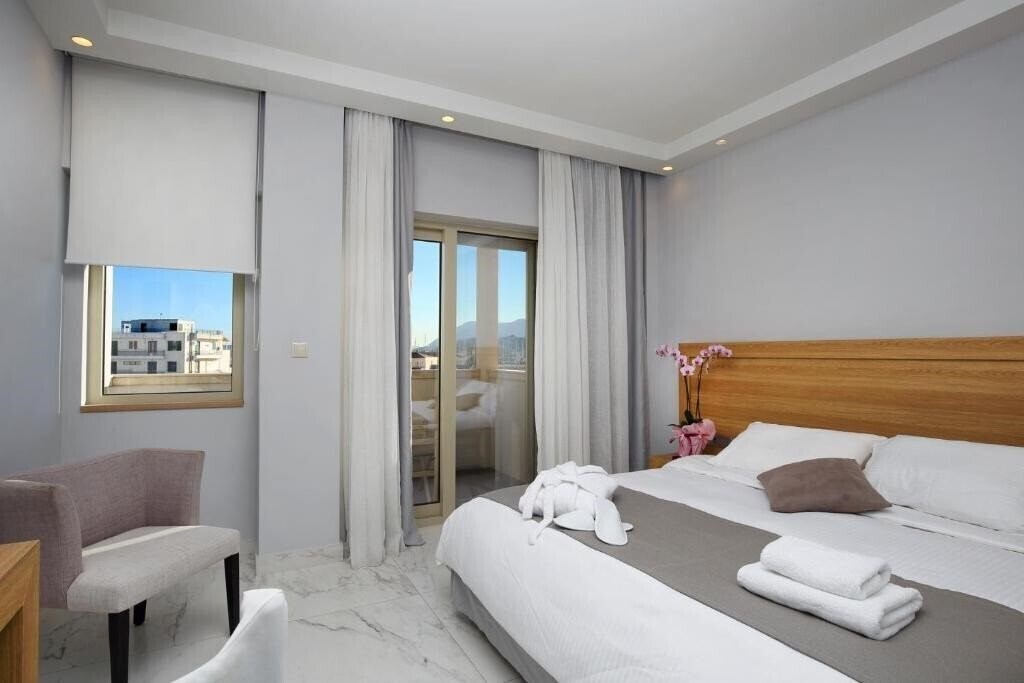 Фото Lefkas Hotel 3*