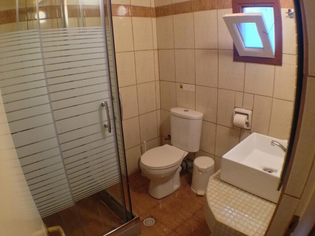 Панорама Politia Hotel (Agios Nikitas) 3*