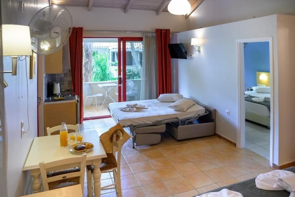 Картинка Rouda Bay Beach Hotel (ex. Rouda Bay Hotel) 3*