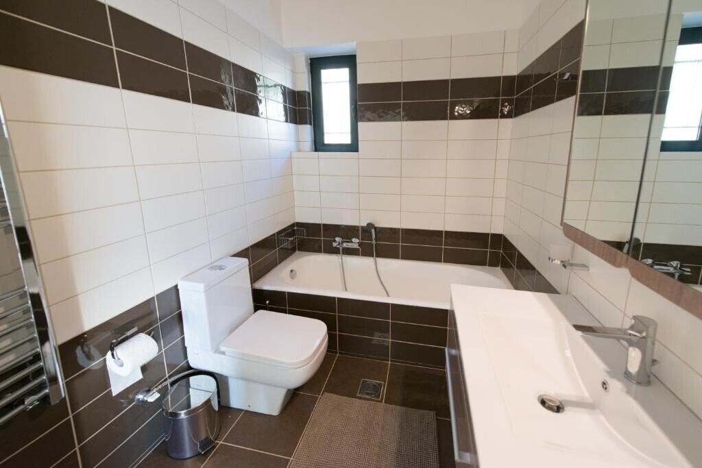 Вид Pearl Mansions 4*