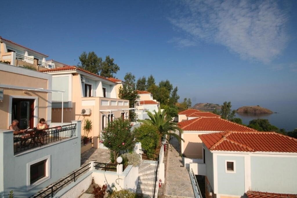 Отель Clara Hotel 3*