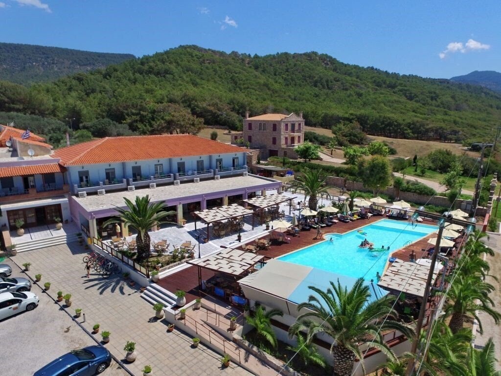 Готель Irini Beach 3*