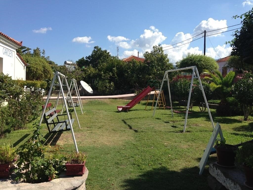 Апартаменты Christina'S Garden 3*