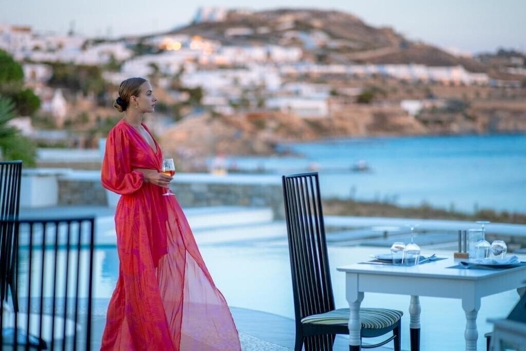 Панорама De Light Boutique Hotel 5*