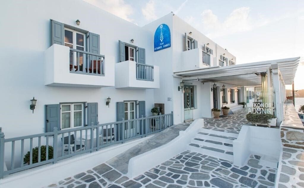 Отель Adonis Mykonos 4*