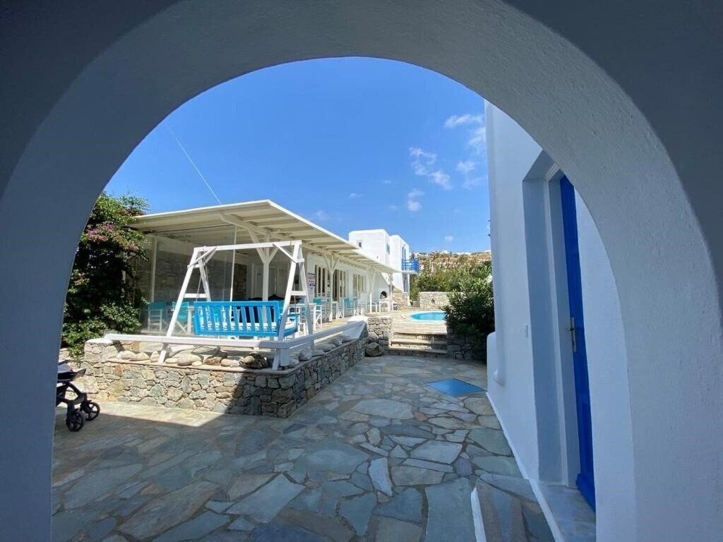 Територія Anemos Studios Mykonos Special Category 3*