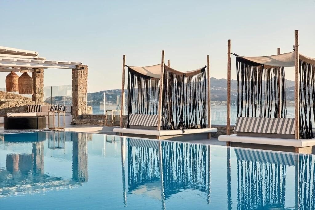 Панорама Mykonos 5 Suites & Villas 4*