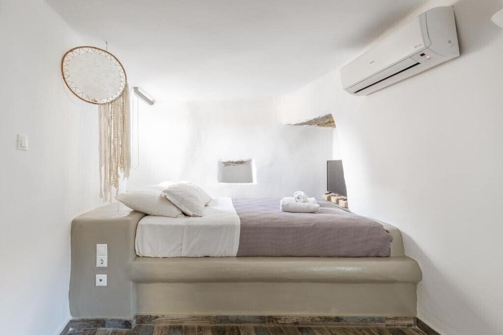 Апартаменти Aletro Cottage Houses 3*