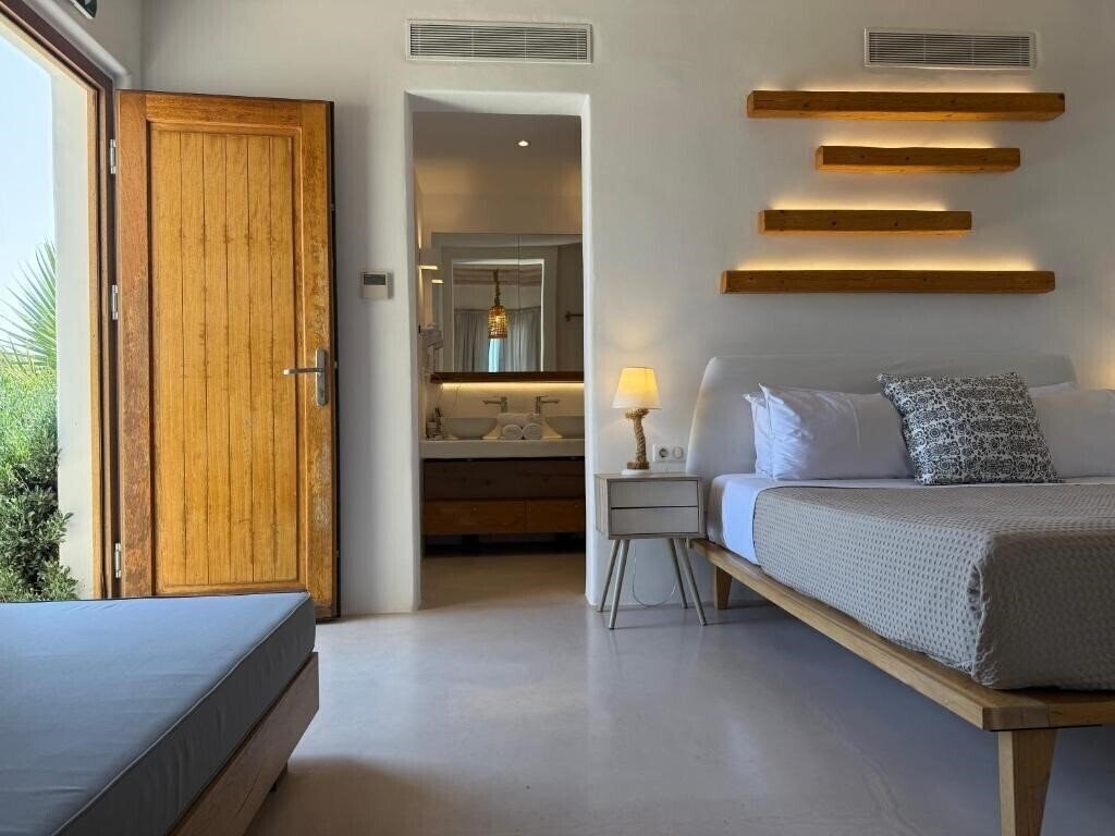 Изображение Myconian Crown Suites 3*