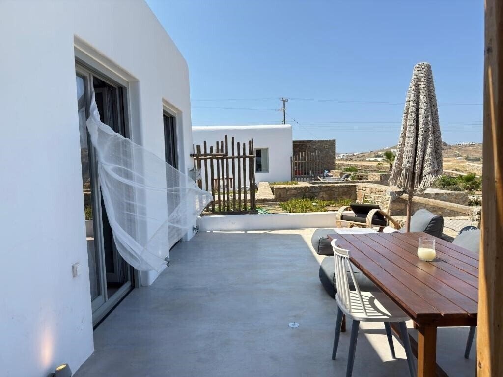 Апартаменты Myconian Crown Suites 3*