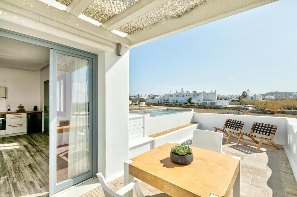 Вид Portes Mykonos Suites & Villas 4*