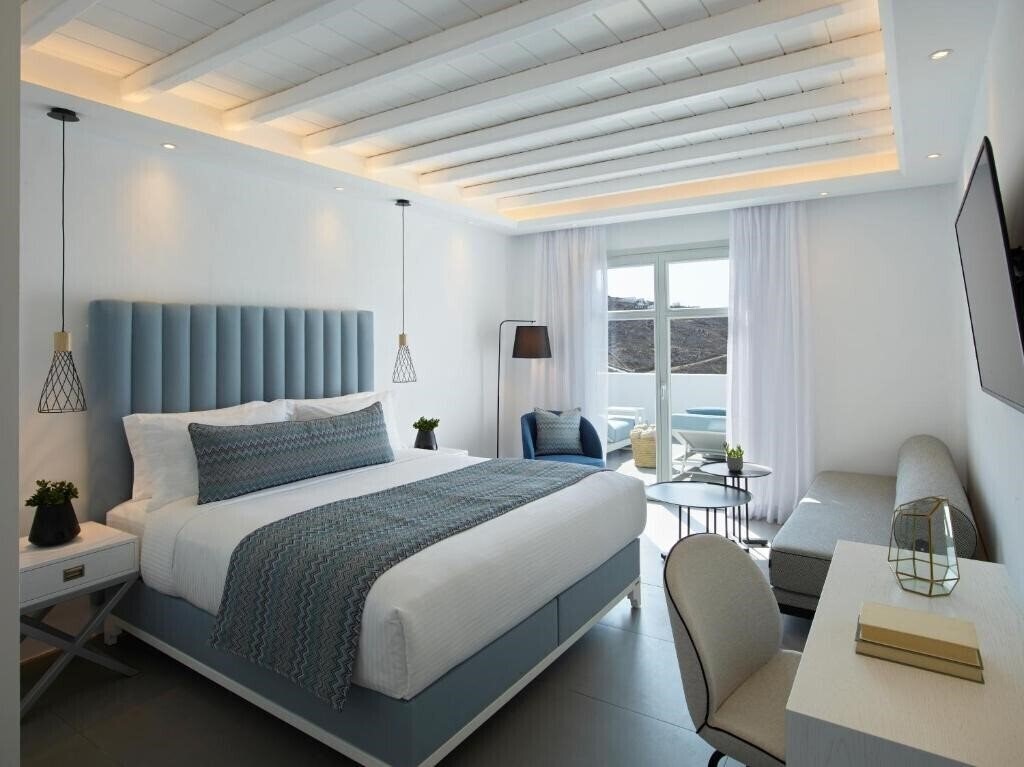 Готель Epic Blue Mykonos 5*
