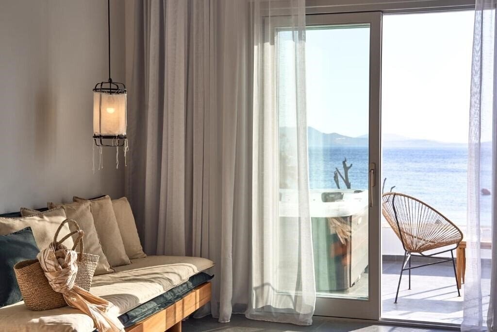 Апартаменты Hippie Chic Hotel 3*