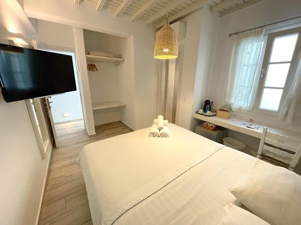 Територія Hotel Lefteris 2*