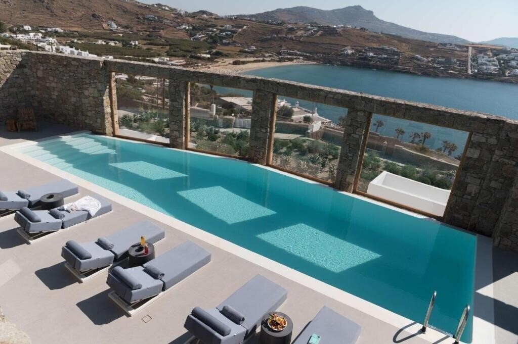 Готель Mykonos Euphoria 4*