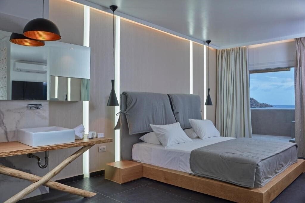 Територія Mykonos Kosmoplaz Beach Resort Hotel 4*