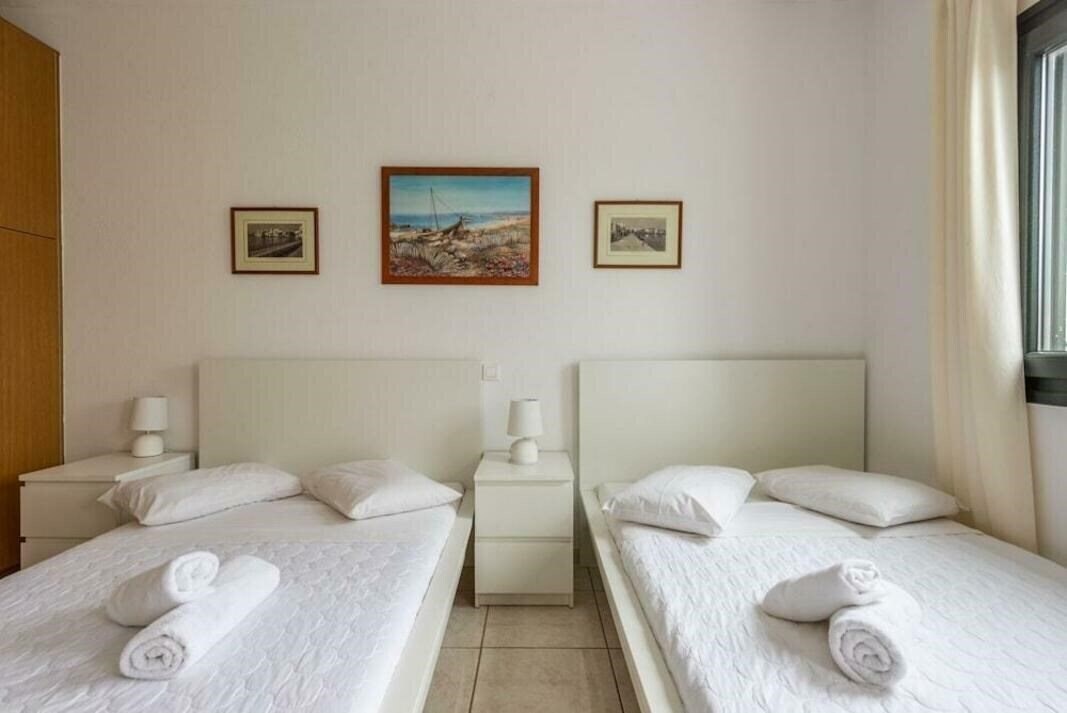 Панорама Maroulinas Boutique Apartments & Studios 4*