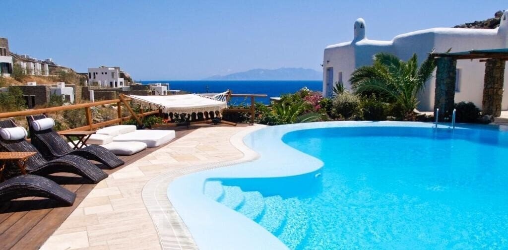 Отель Nama Villas 3*