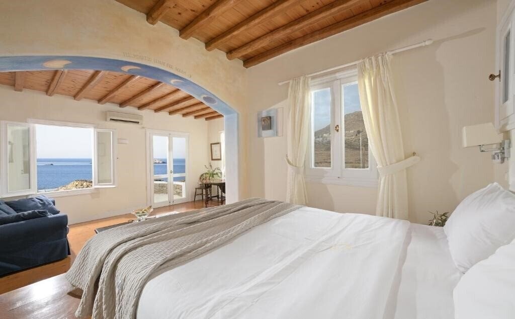 Территория Villa Galaxy Ftelia Beach 4*