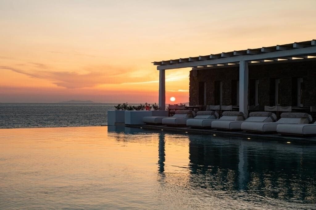 Панорама Porto Mykonos 4*