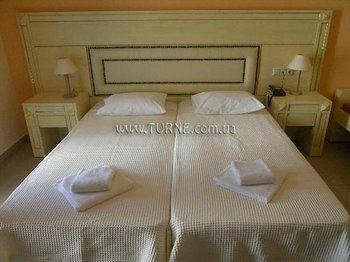 Апартаменти Naxos Imperial Resort & Spa Hotel 5*