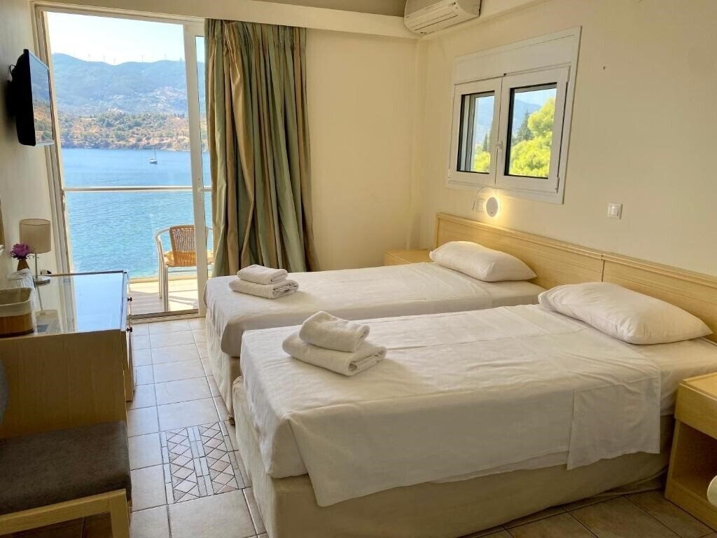 Панорама New Aegli 3*