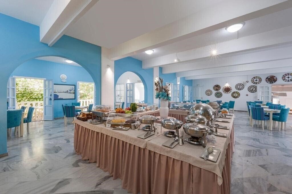 Апартаменти Narges Hotel 4*