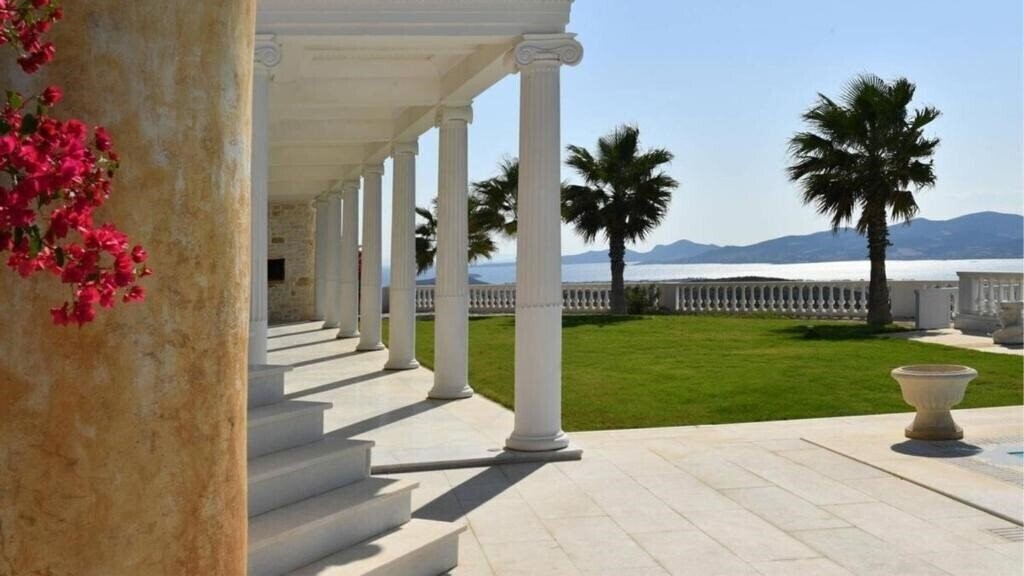 Апартаменти Villa Aethra Paros Villa вилла