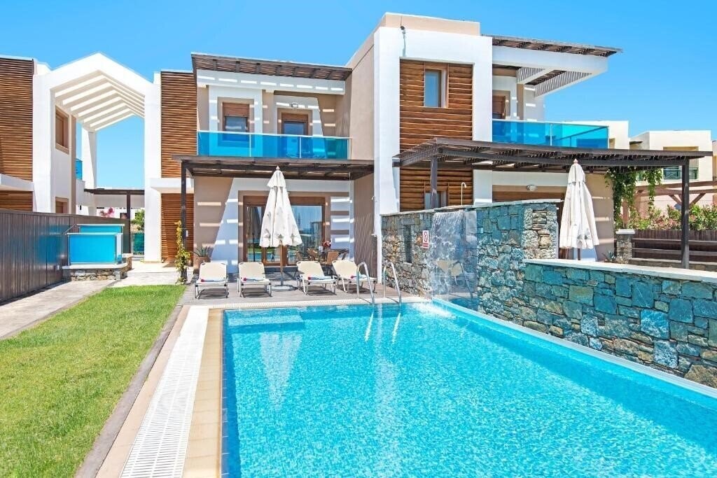 Фотография Horizon Line Villas (ex. Villa Alia, Villa Ariti, Villa Erato, Villa Meliti) 4*