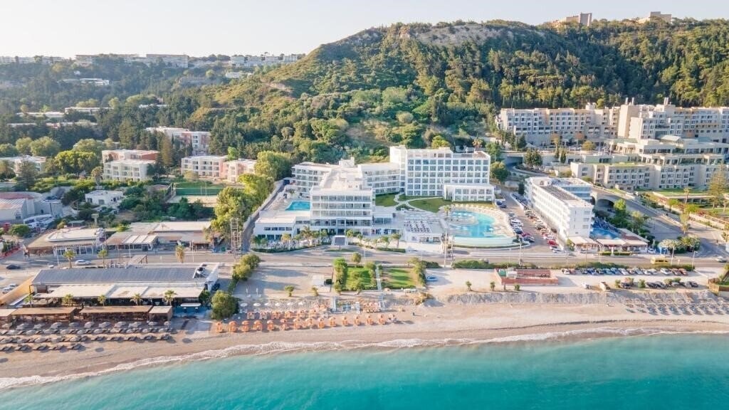 Вид Belair Beach Hotel 4*