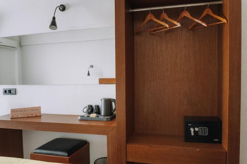 Панорама Amphitryon Boutique Hotel 3*