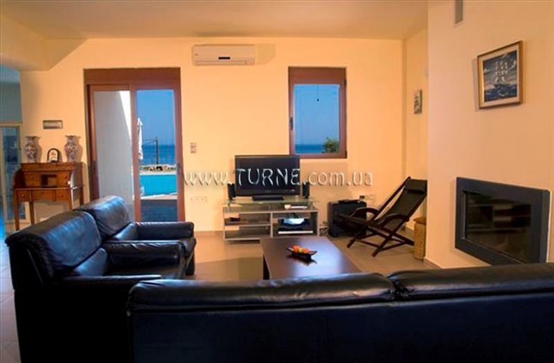 Апартаменти Kokkini Paparouna Villa вилла